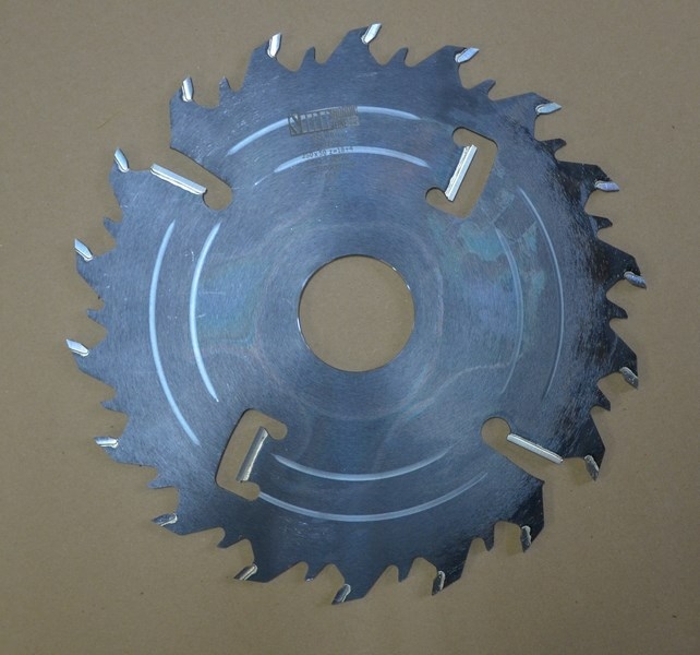 Пила дисковая 550 x 50 x 5,5/3,5 Z = 18 + 6 PI-130 SMD Series 1