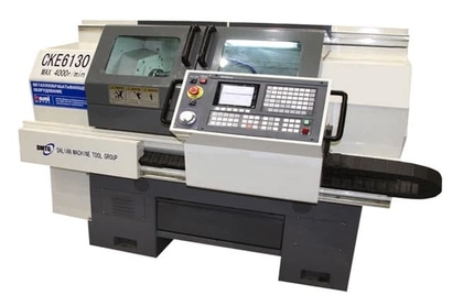 Токарный станок с ЧПУ Dmtg CKE 6140Z/1000