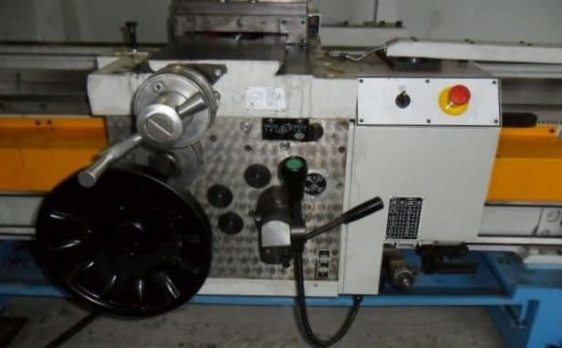 Универсальный токарный станок ZMM Sliven CU1250/6000