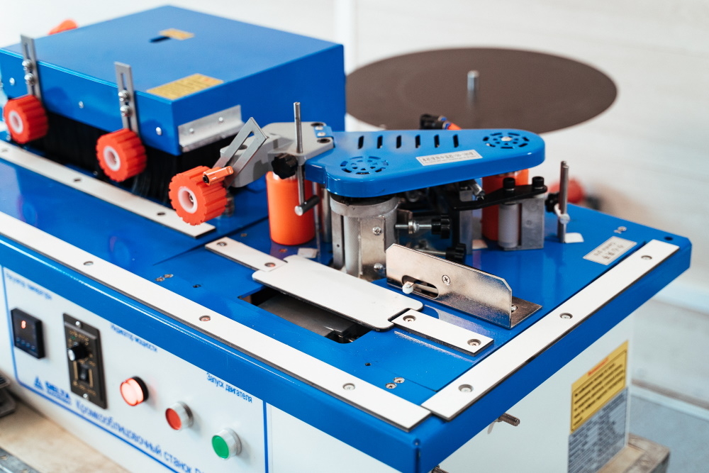 Кромкооблицовочный станок DELTAMACHINERY DM-107 Pro