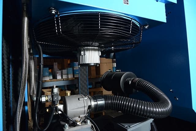 Винтовой компрессор с частотным преобразователем Dali DL-6.0/8-RF