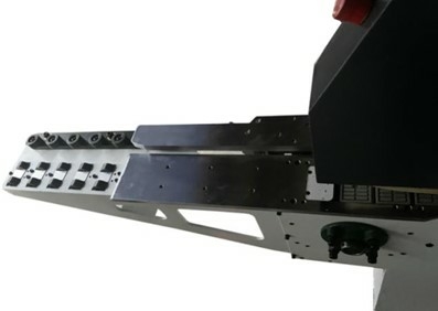 Кромкооблицовочный автоматический станок  BJD F872JS