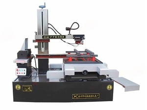 Электроэрозионный проволочно-вырезной станок DK7763
