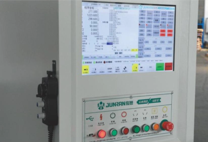 Комбинированный пятиосевой обрабатывающий центр  JUNRAN JR-5013B