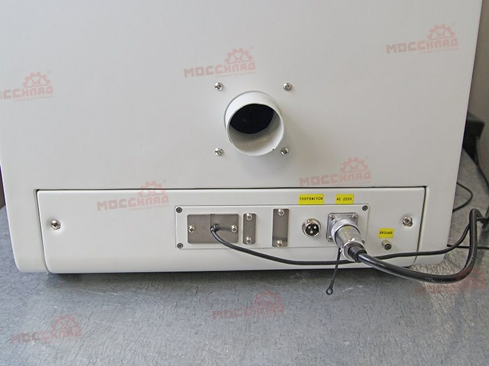 Лазерный маркиратор в защитной кабине 20W (излучатель Raycus)