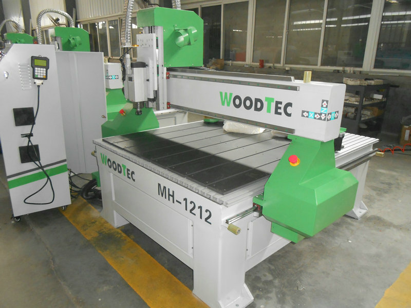 Лрезерно-гравировальный станок с чпу WoodTec MH 1212