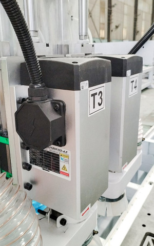 Торцевой сверлильно-присадочный центр с ЧПУ Beaver SWIFT HSD 4S PRO