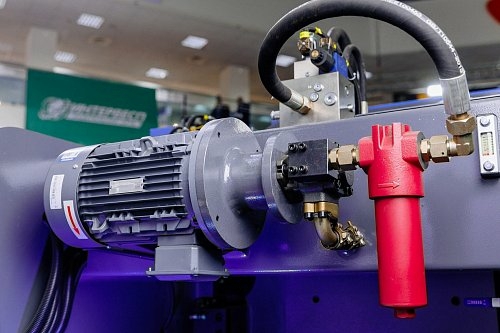 Листогибочный пресс MetalTec HBС 135/3200 4+1 ЧПУ МТ-15