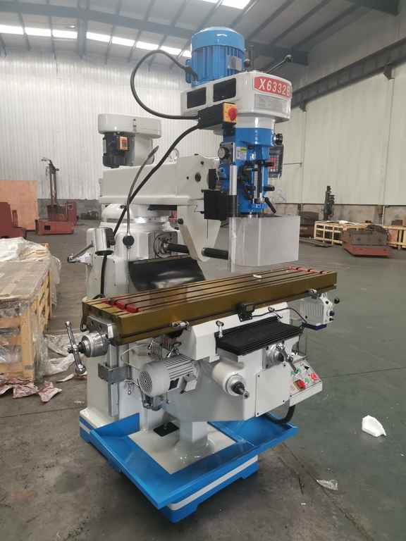 Универсальный фрезерный станок Weida X6332C