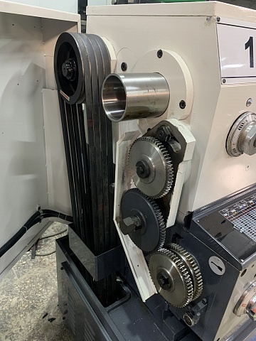 Токарно-винторезный станок 16К25/3000