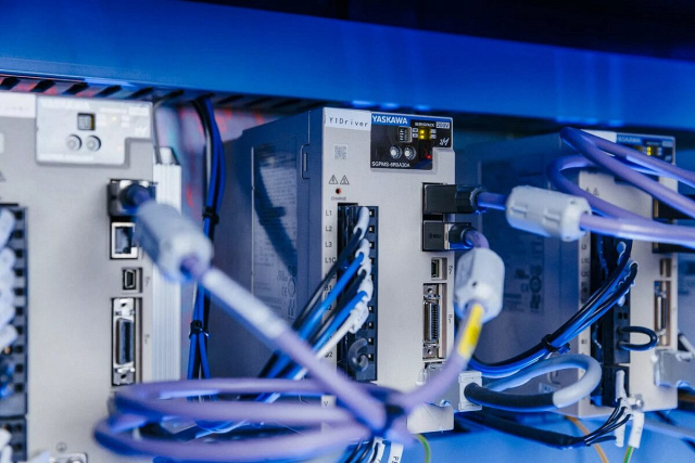Фрезерный станок с ЧПУ Beaver 25AVLT8-Z600L