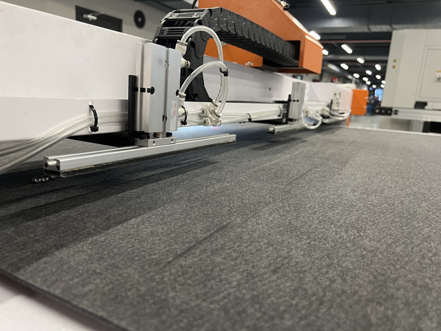 Многофункциональный планшетно-режущий плоттер Filato DIGICUT 1625 B