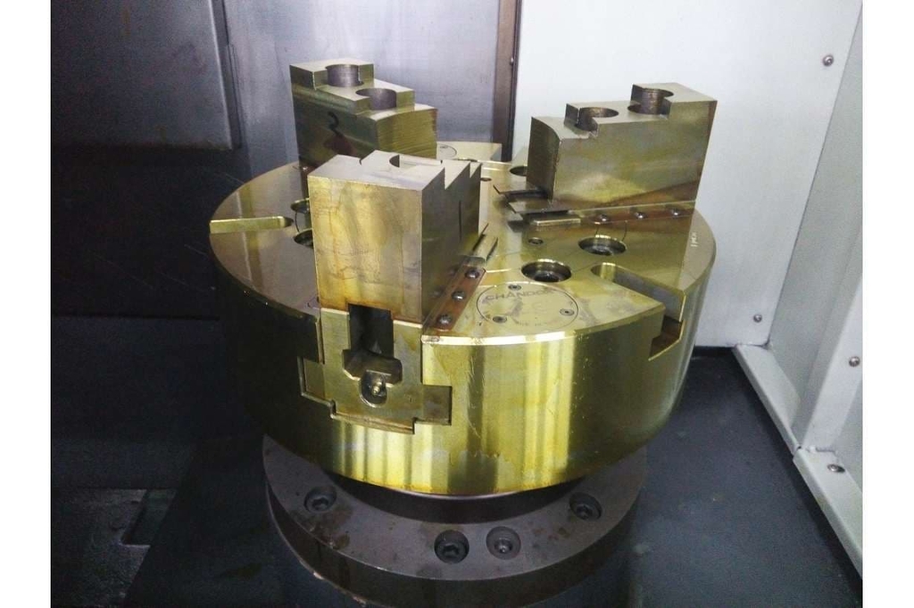 Токарный станок JVL-60 CNC РМЦ 600 мм (JVL-60600 CNC)
