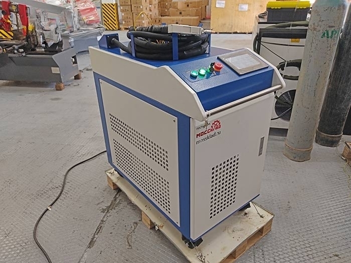 Аппарат лазерной сварки KY-W-HW1500-C 1.5кВт Raycus 3в1 (резка, сварка, очистка) с механизмом подачи проволоки и водным охлаждением