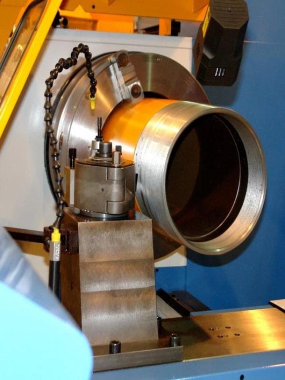 Трубонарезной токарный станок с ЧПУ ZMM Sliven LTC10T.14/1500