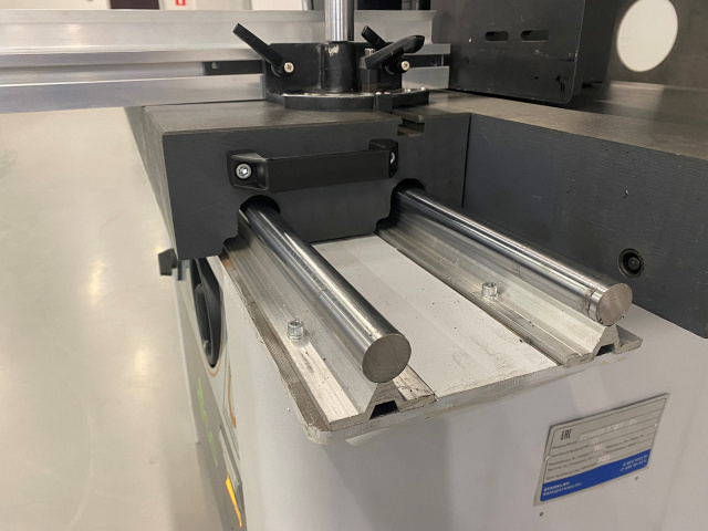 Фрезерный станок с шипорезной кареткой EcoWood T 120K