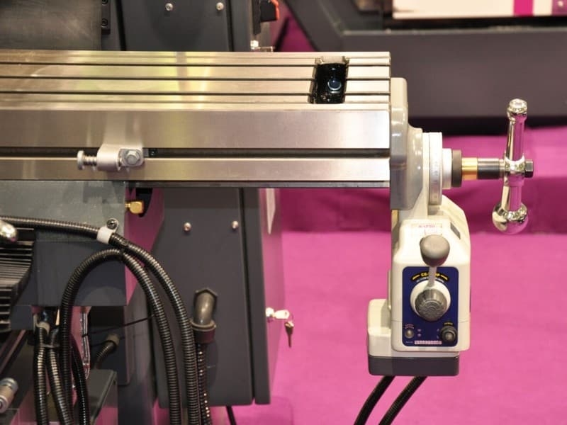 Станок универсально-фрезерный Optimum Opti MF1 Vario