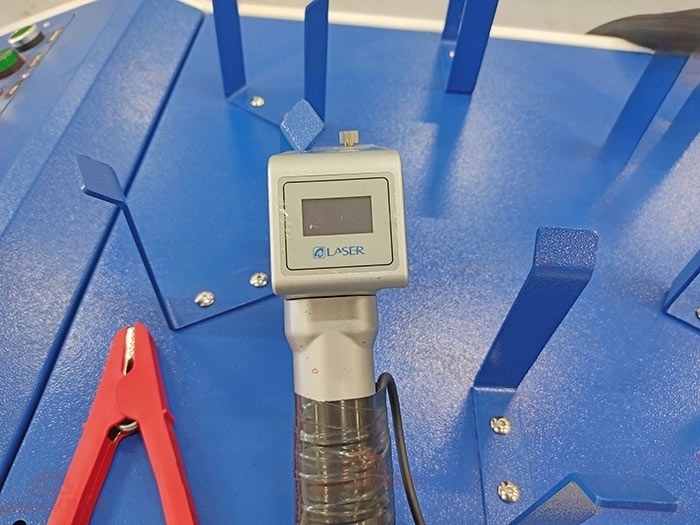Волоконно-лазерный сварочный аппарат MFKY-W-HW1500-C 1.5кВт IPG с механизмом подачи проволоки