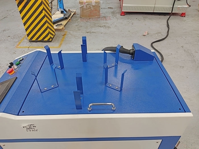 Волоконно-лазерный сварочный аппарат MFKY-W-HW1500-C 1.5кВт Raycus с механизмом подачи проволоки