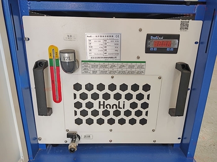Волоконно-лазерный сварочный аппарат MFKY-W-HW1500-C 1.5кВт Raycus с механизмом подачи проволоки
