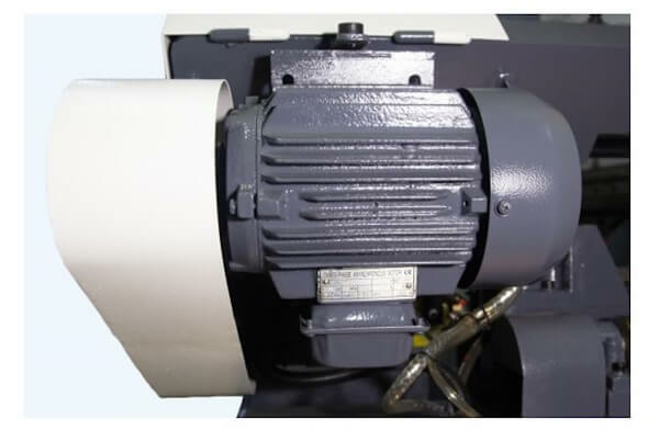 Полуавтоматический ленточнопильный станок MetalMaster MGH-300E