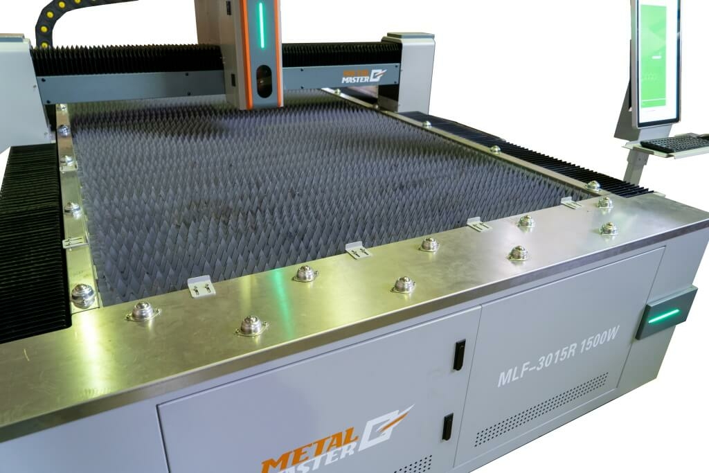 Оптоволоконный лазер Metal Master MLF-3015R 1500W