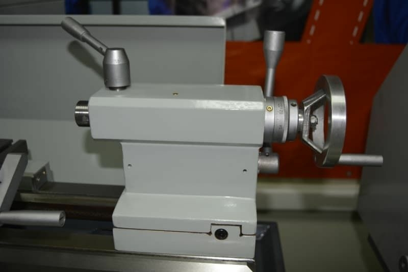 Токарно-винторезный станок Metal Master MML 2550 V