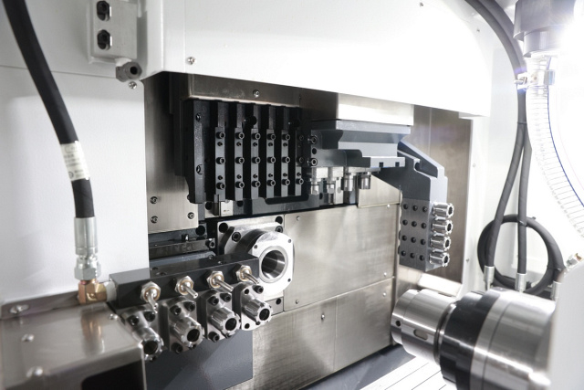 Автомат продольного точения IRONMAC ISL-205
