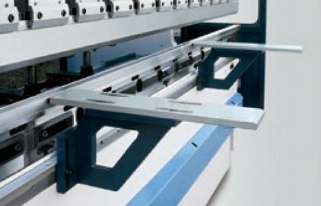 Листогибочный пресс с ЧПУ Smd PBA-160/3100