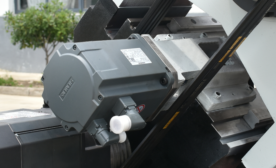 Токарный станок чпу с наклонной станиной MetalTec NEXUS 35M