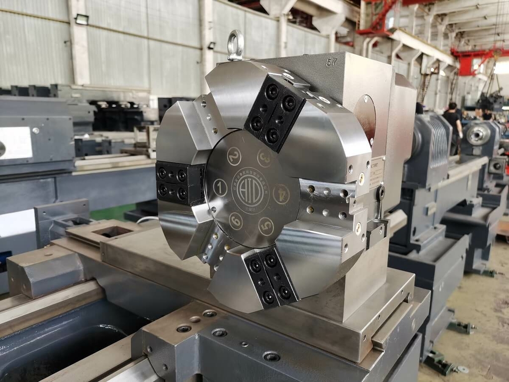 Токарный станок c ЧПУ с прямой станиной MetalTec NEXT 50x1000 (Fanuc)