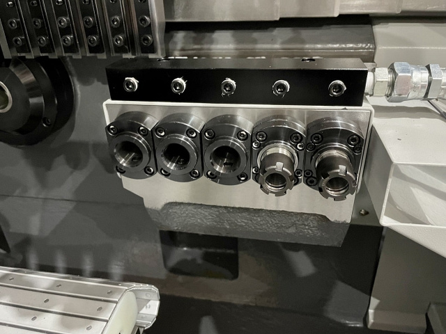 Автомат продольного точения TCM-20SII