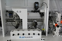 Кромкооблицовочный автоматический станок BJD F770JR