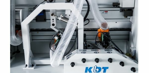 Автоматический кромкооблицовочный станок KDT KE-665JS