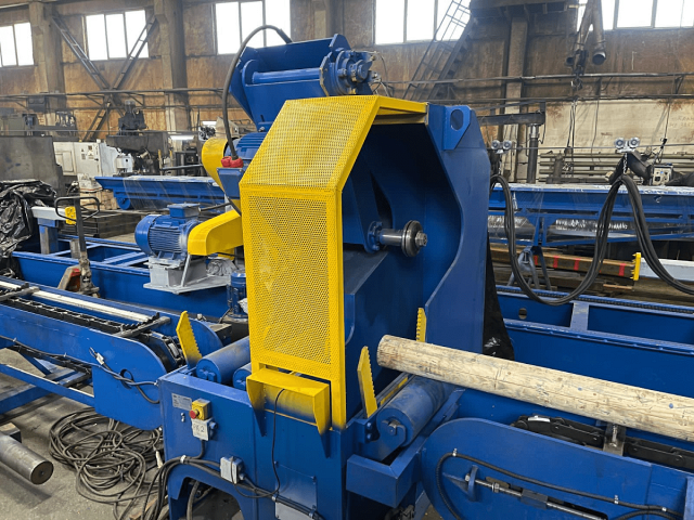 Линия раскряжевки бревен на базе торцовки EcoWood LCC-1100