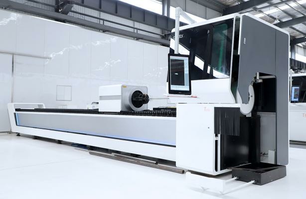 Автоматический станок лазерной резки труб Bodor T230-1000W IPG