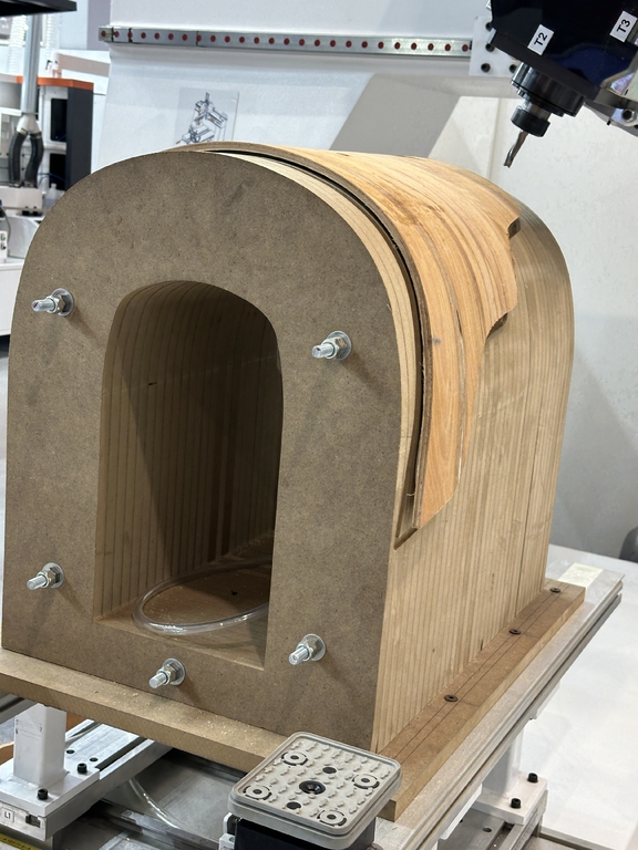 Обрабатывающий центр Nesto Maestro 5 Axis CNC