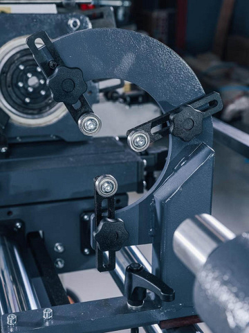 Токарный станок с ручной подачей OSTERMANN CL 1200 Standart