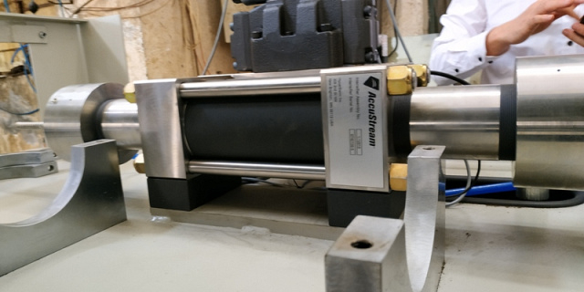 Установка гидроабразивной резки с ЧПУ IRONMAC НВД 420 МПа (37 кВт)