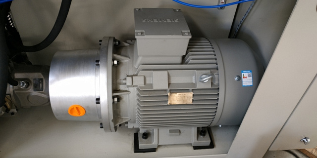 Установка гидроабразивной резки с ЧПУ IRONMAC НВД 420 МПа (37 кВт)