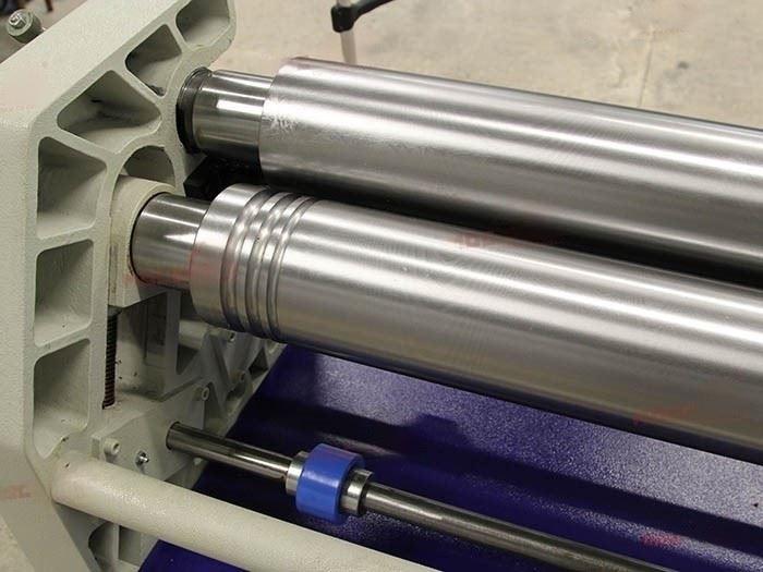 Электромеханические промышленные вальцы Bendmak CYL 140-20/4.5