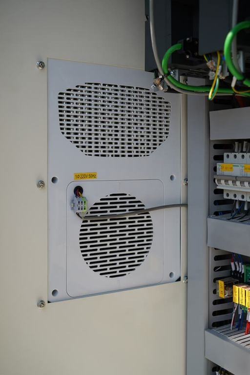 Вертикальный обрабатывающий центр MILLMASTER VMM-855S с ЧПУ