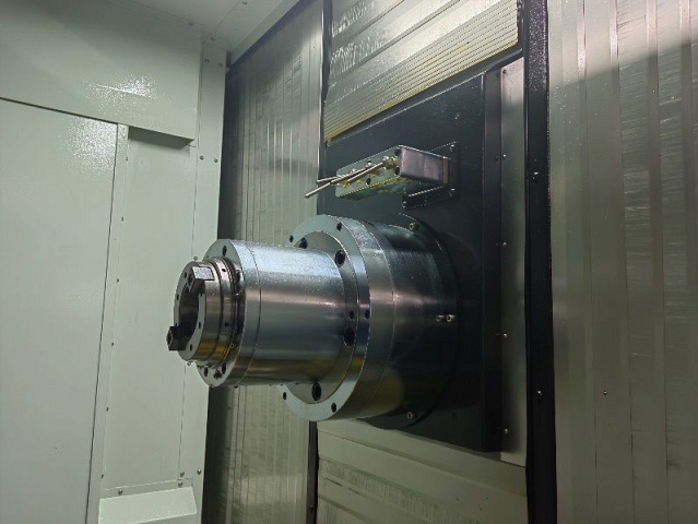 Горизонтальный обрабатывающий центр KHM 80P