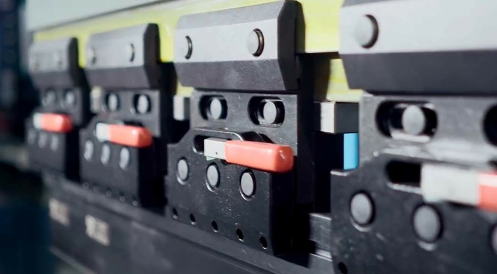 Гидравлический листогибочный пресс HPB-P 63/2500