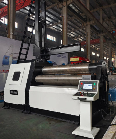 Вальцы четырехвалковые гидравлические IRONMAC 4R HSS 4/2500 х 190