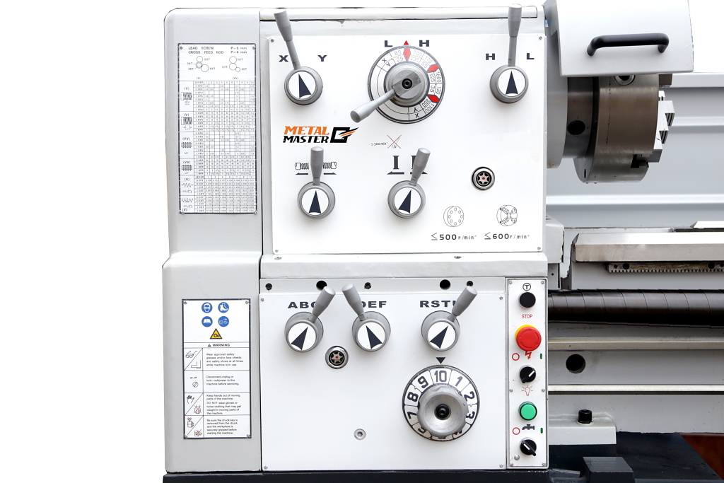 Токарно-винторезный станок Metal Master Z46100 DRO RFS
