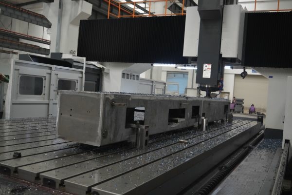 Автоматический кромкооблицовочный станок KDT KE-496GH