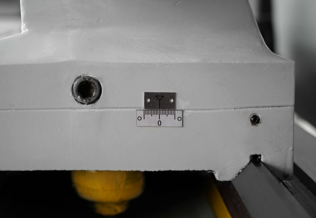 Токарно-винторезный станок Metal Master ZM 50150 DRO RFS